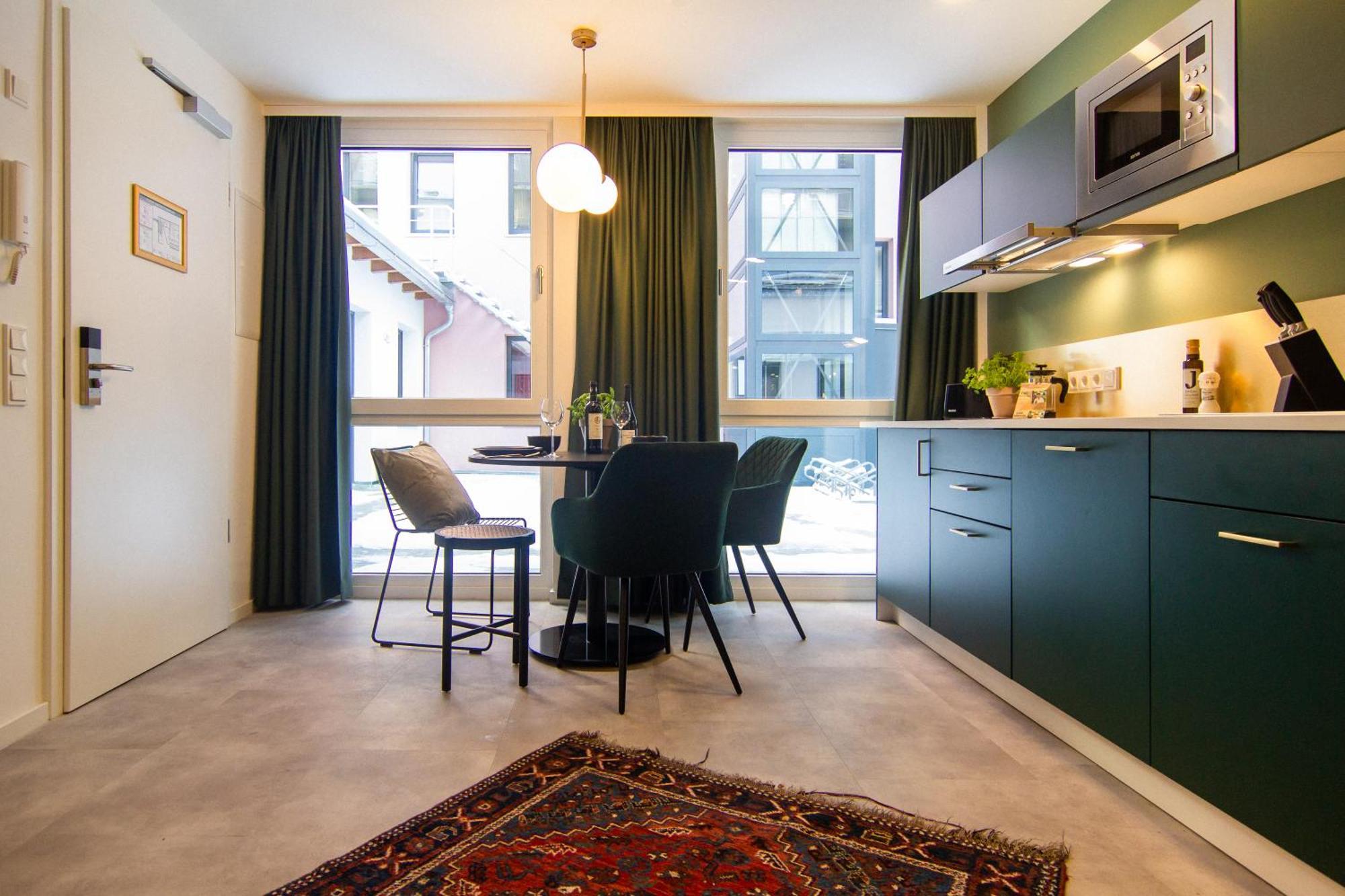Astoria Apartments ニュルンベルク 部屋 写真